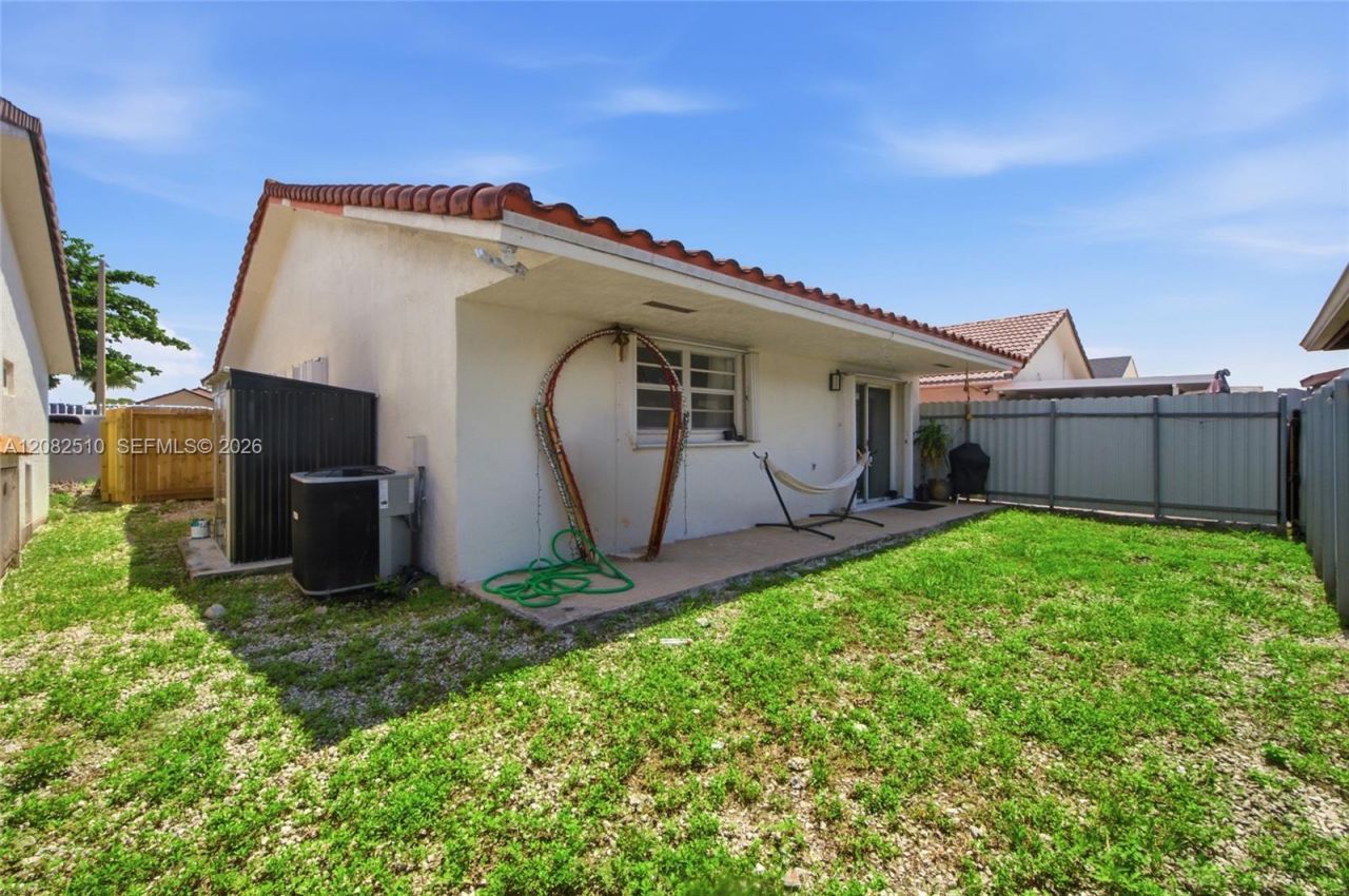 7330 W 30th Ave, Hialeah, FL 33018 Photo