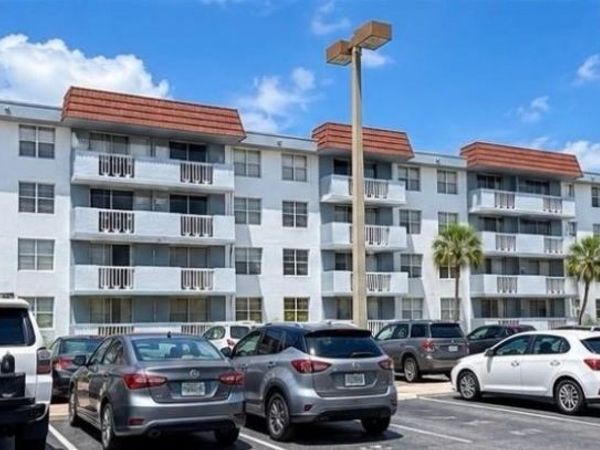 1800 Sans Souci Blvd , Unit 120, North Miami, FL 33181