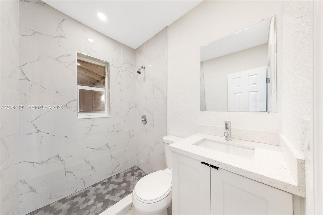 11702 NW 1st Ave, Unit 11702, Miami, FL 33168 Photo