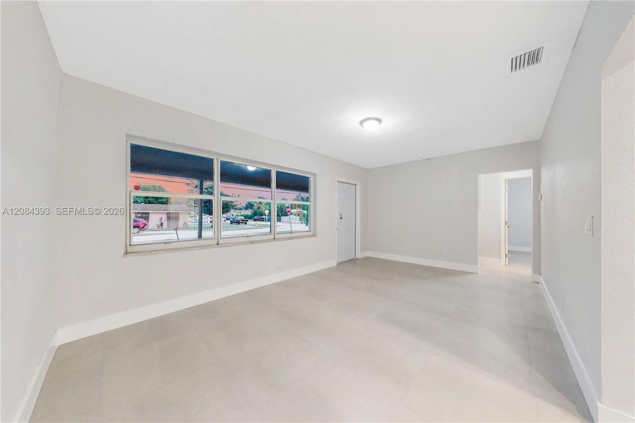 11702 NW 1st Ave, Unit 11702, Miami, FL 33168 Photo