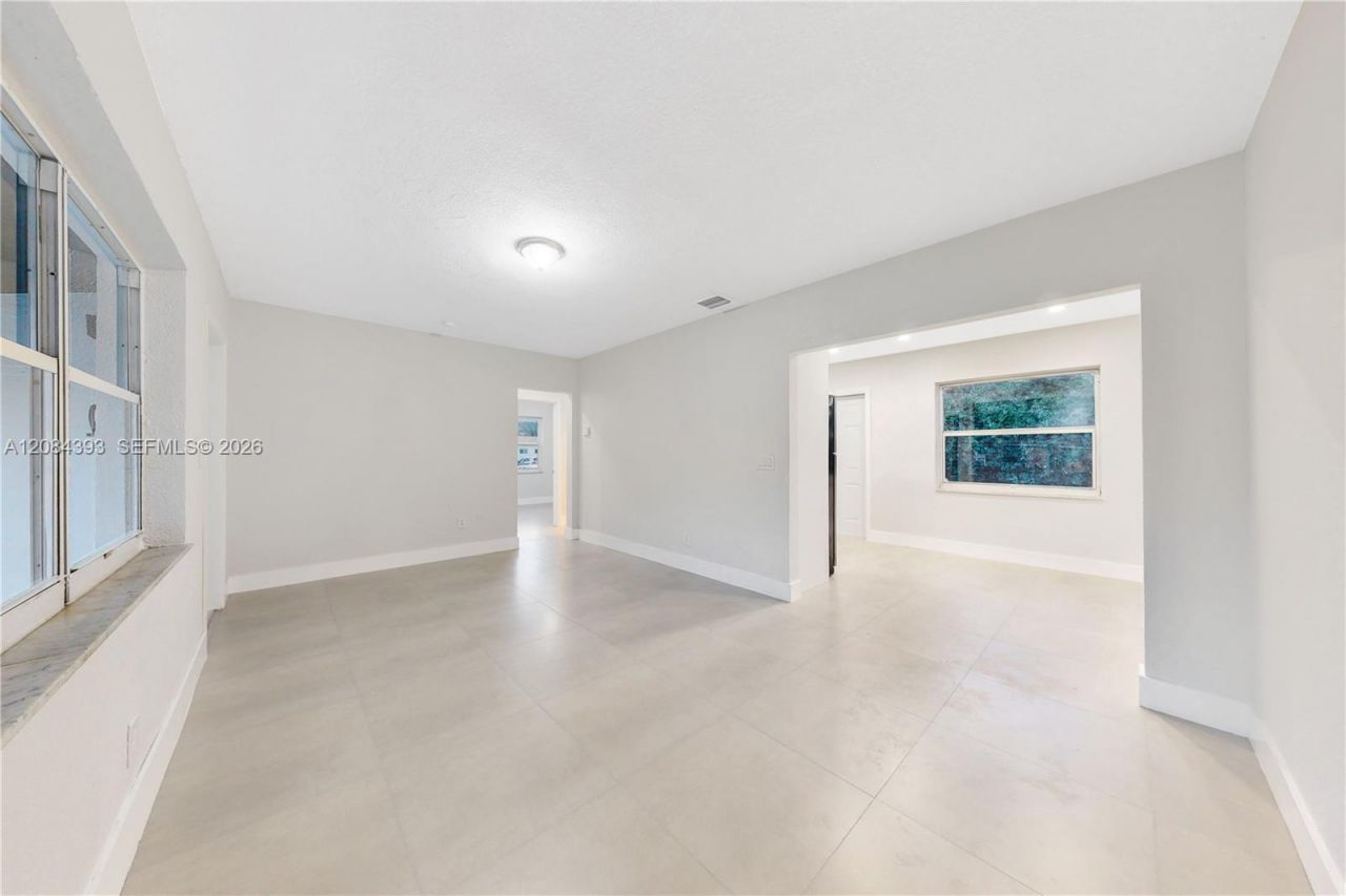 11702 NW 1st Ave, Unit 11702, Miami, FL 33168 Photo
