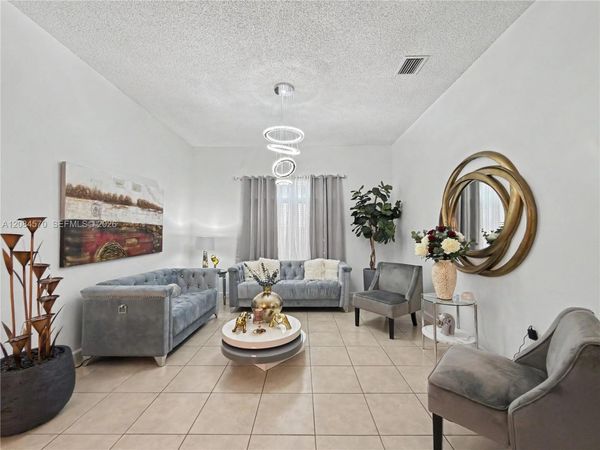 522 NE 20th Ave , Homestead, FL 33033
