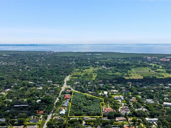 13650 Old Cutler Rd, Palmetto Bay, FL 33158