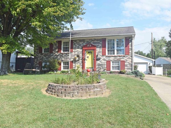 811 Hartford Court, Evansville, IN 47710