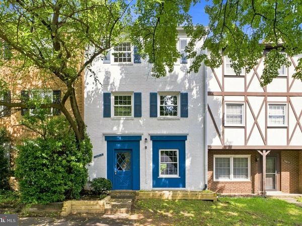 14814 HAYMARKET LANE, CENTREVILLE, VA 20120