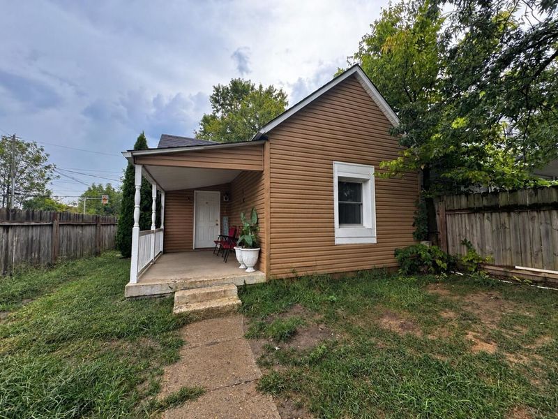 3014 E 7th Avenue, Columbus, OH 43219 Photo 3