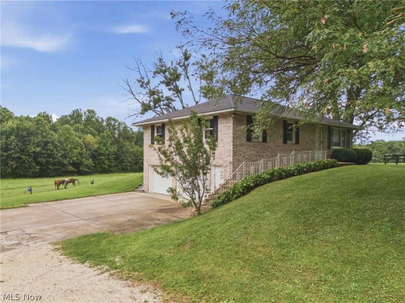 4510 Plainfield Avenue SW, Canton, OH 44706 Photo 2