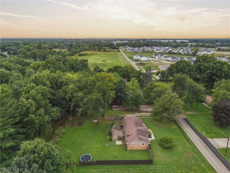 6084 Peach Street, Louisville, OH 44641 Photo 17