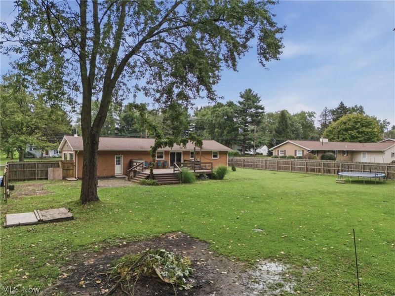 6084 Peach Street, Louisville, OH 44641 Photo 8