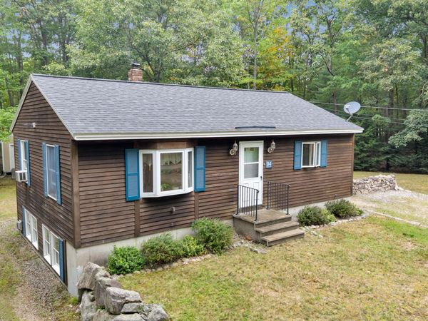94 Duke Lane, Lyman, ME 04002