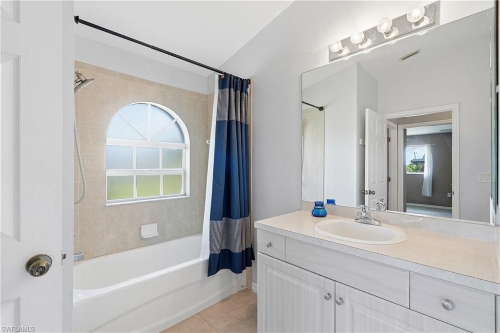 413 NW 17th Pl, Cape Coral, FL 33993 Photo
