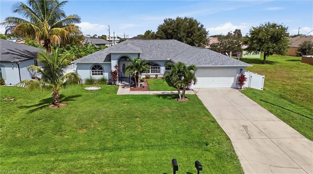 413 NW 17th Pl, Cape Coral, FL 33993 Photo