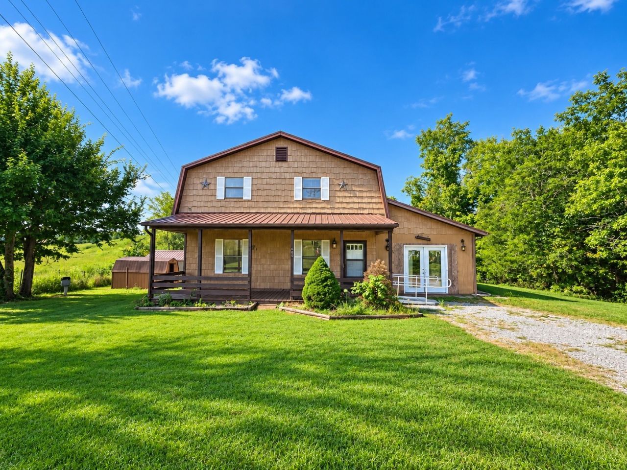 300 Cherokee Blvd, Greeneville, TN 37743 Main Photo