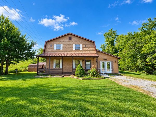 300 Cherokee Blvd, Greeneville, TN 37743