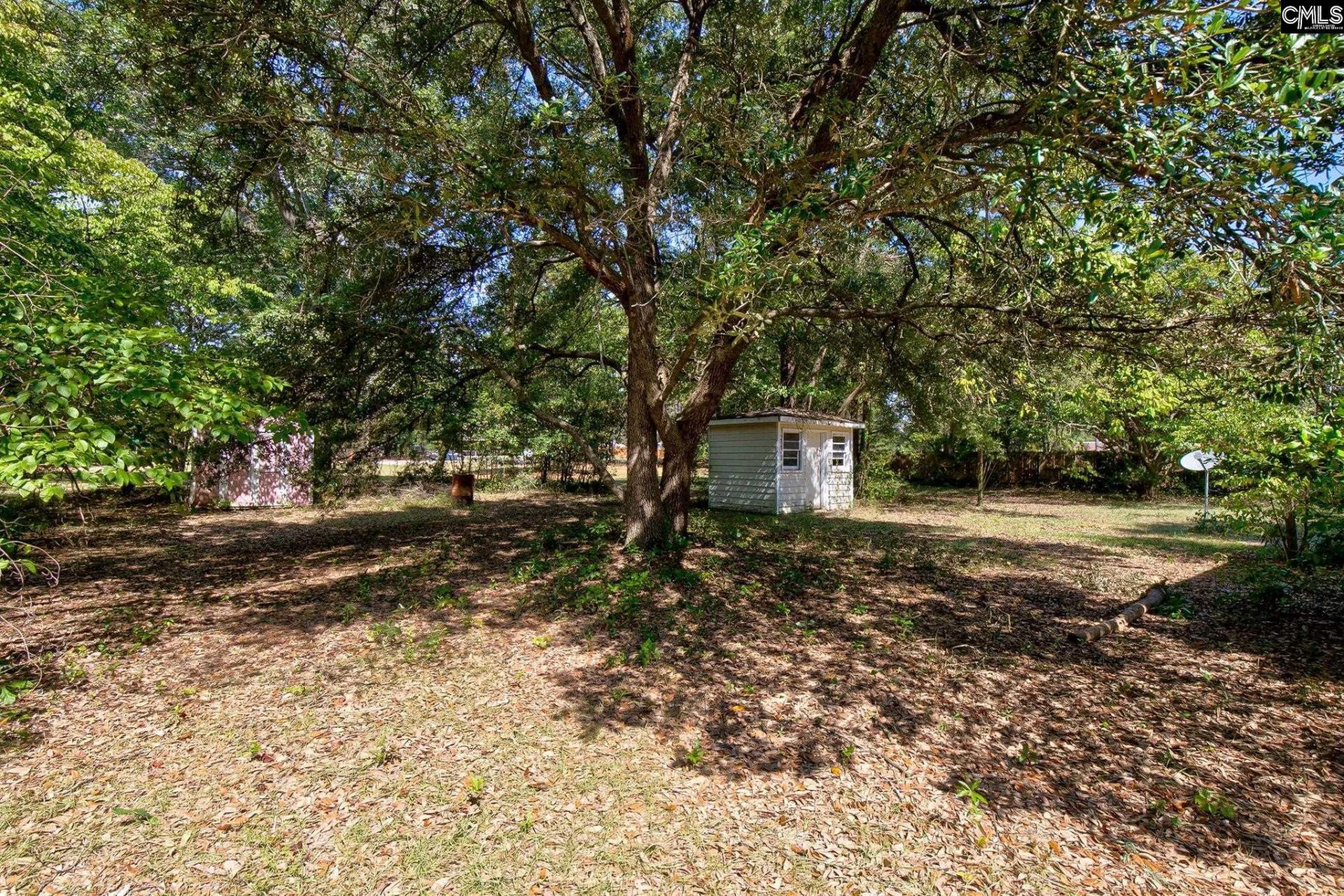 207 Hampton Street E Photo 13