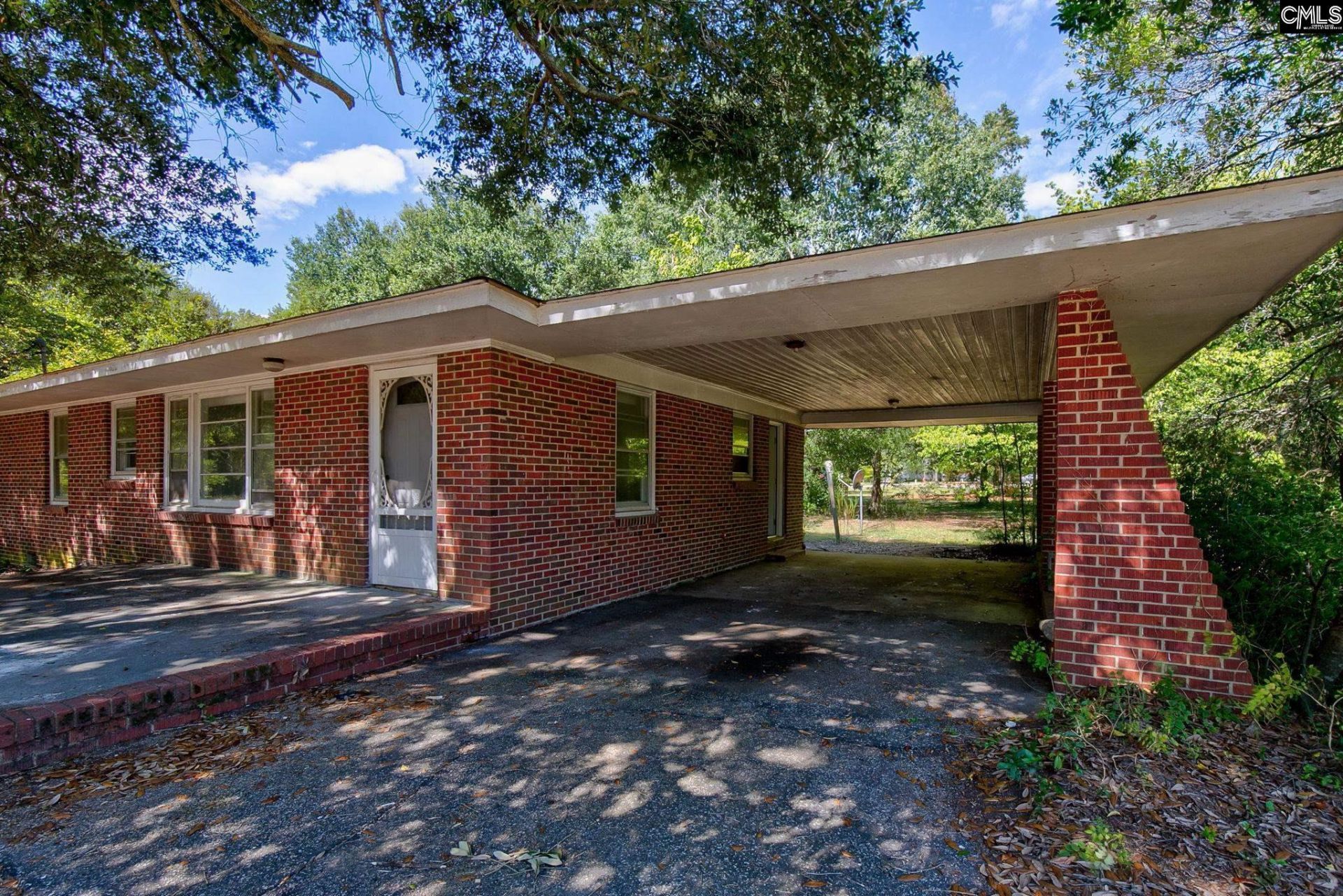 207 Hampton Street E Photo 14