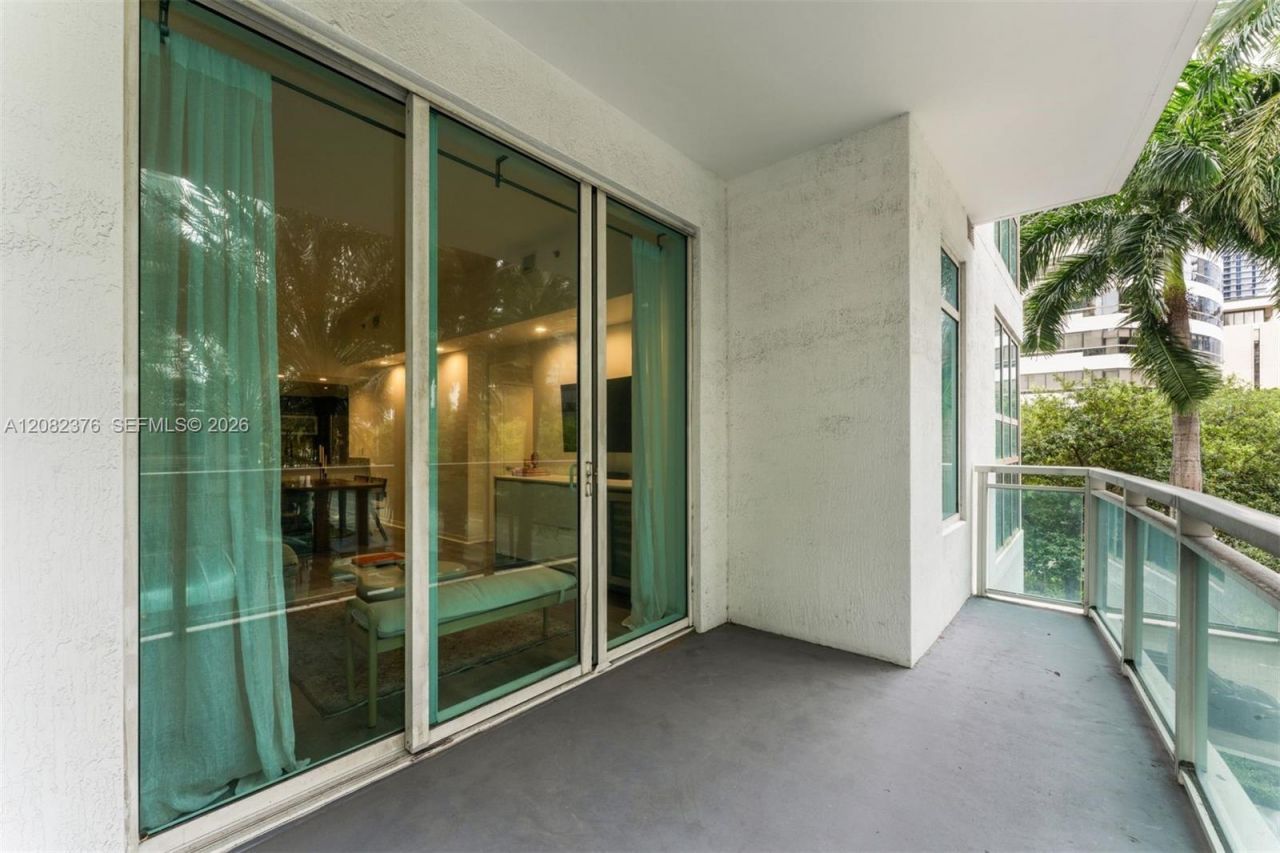 951 Brickell Ave, Unit 201, Miami, FL 33131 Photo