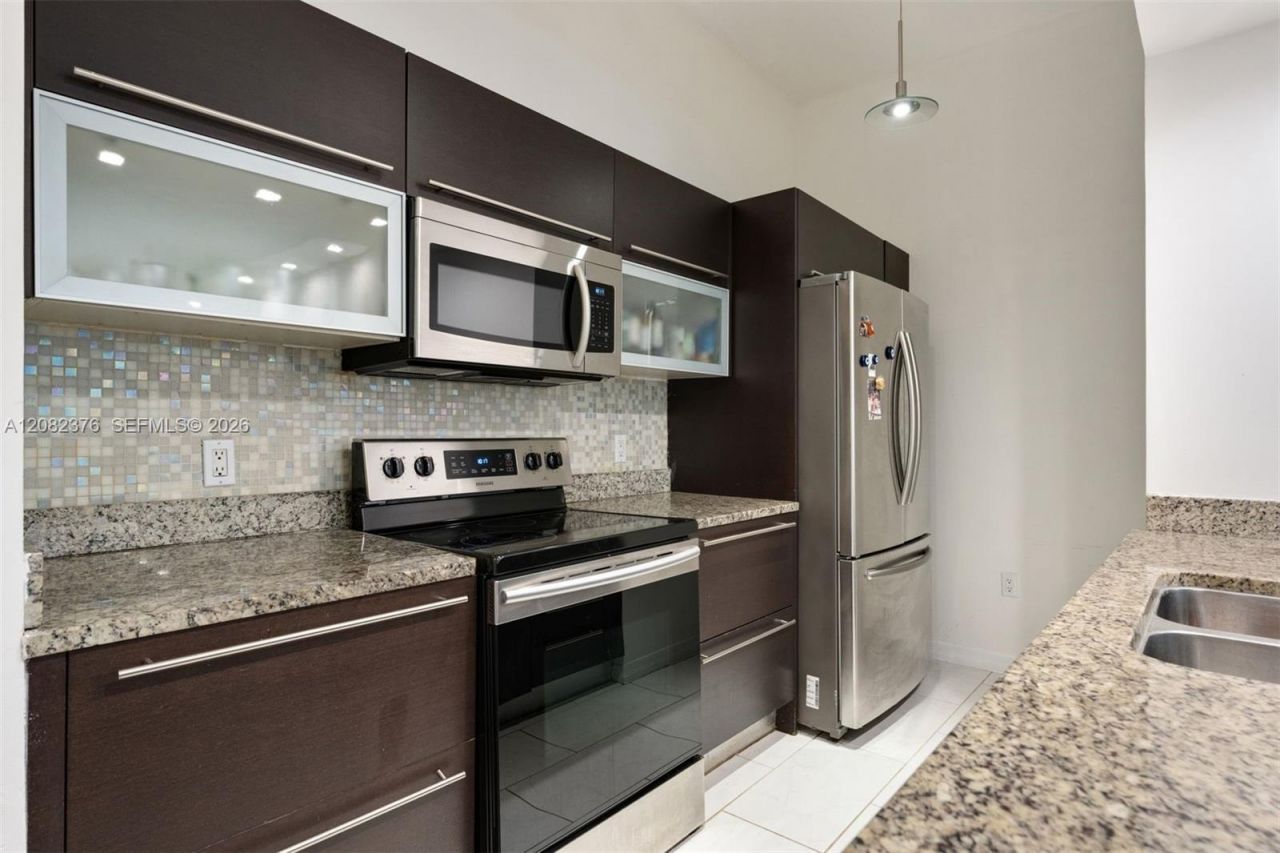 951 Brickell Ave, Unit 201, Miami, FL 33131 Photo