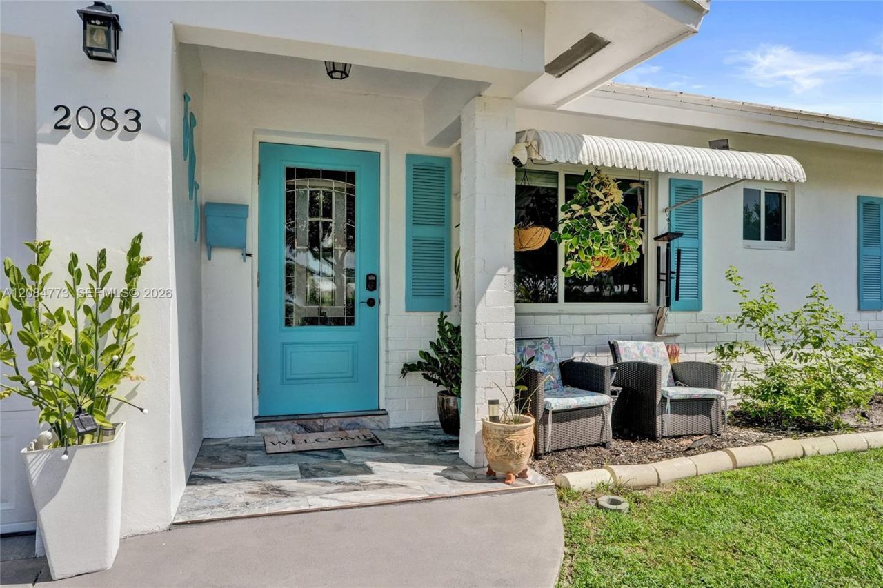 2083 SW 13th Ave, Boynton Beach, FL 33426 Photo