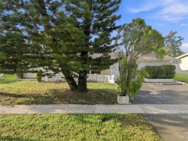 7470 NW 21st Ct , Sunrise, FL 33313