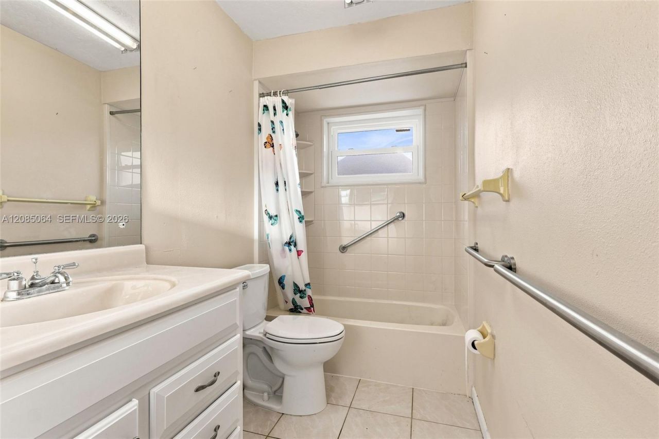 7470 NW 21st Ct , Sunrise, FL 33313 Photo