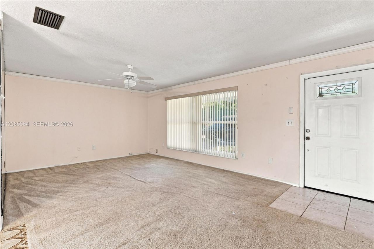 7470 NW 21st Ct, Sunrise, FL 33313 Photo