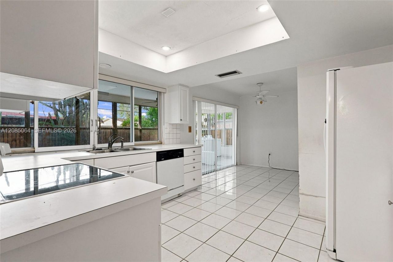 7470 NW 21st Ct , Sunrise, FL 33313 Photo