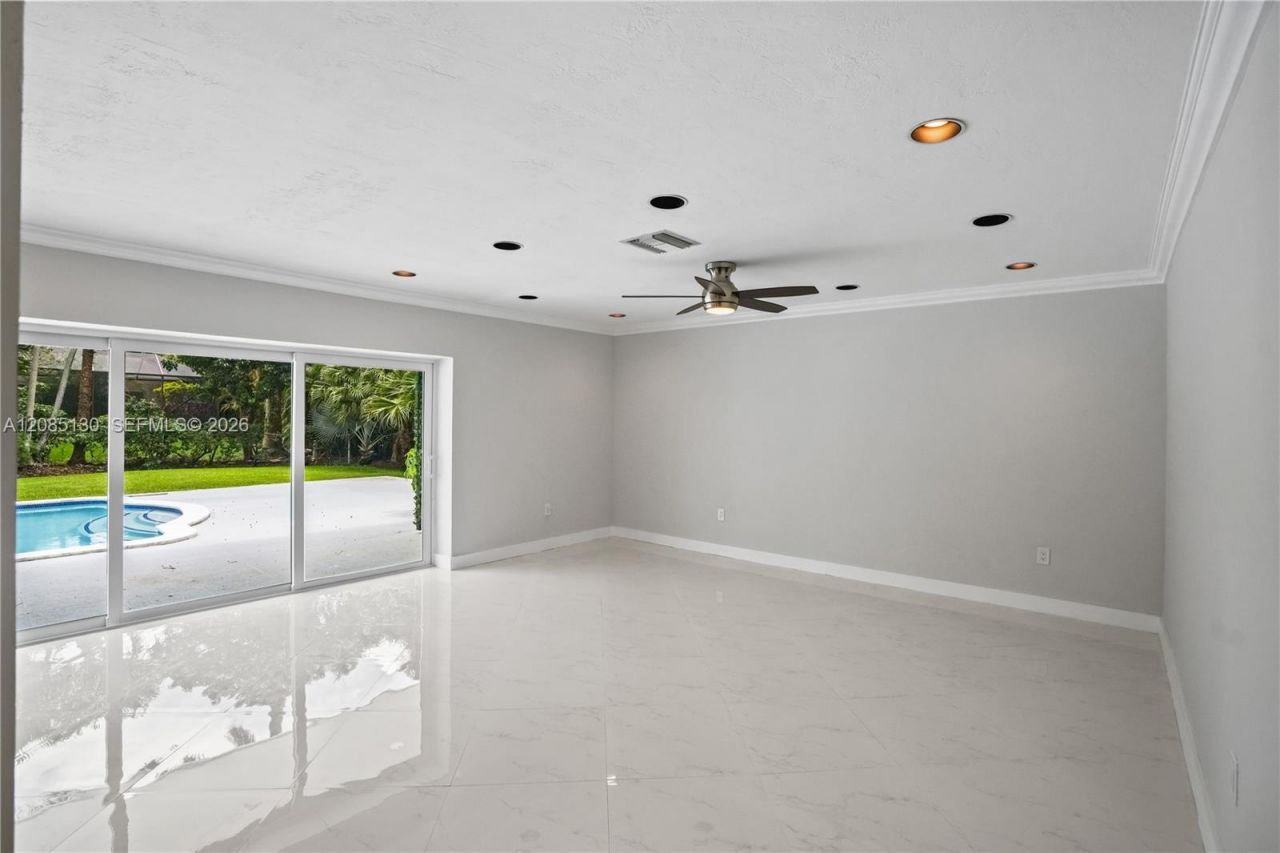 15305 SW 78th Ct, Palmetto Bay, FL 33157 Photo