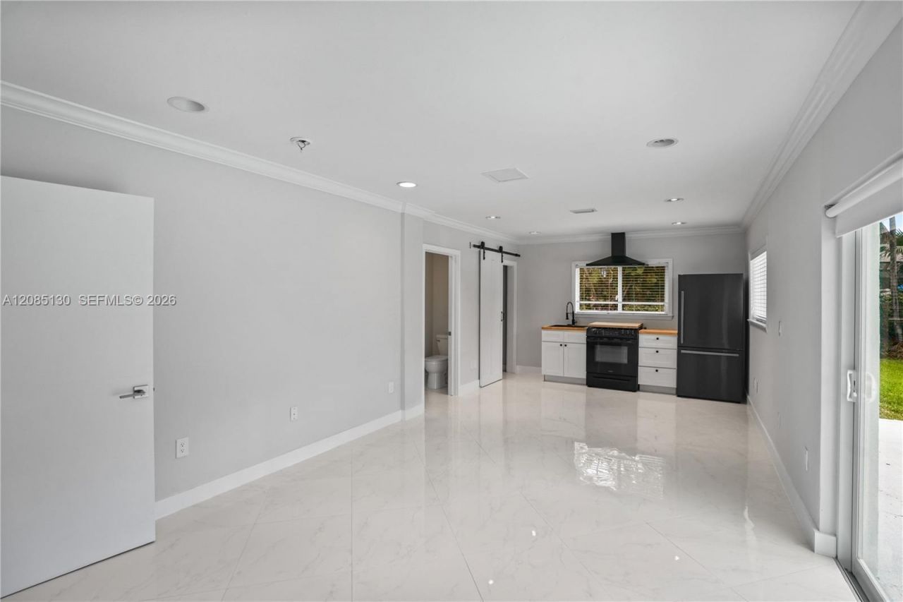 15305 SW 78th Ct, Palmetto Bay, FL 33157 Photo