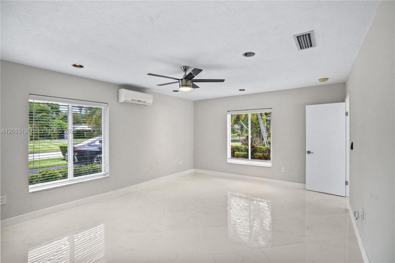 15305 SW 78th Ct, Palmetto Bay, FL 33157 Photo