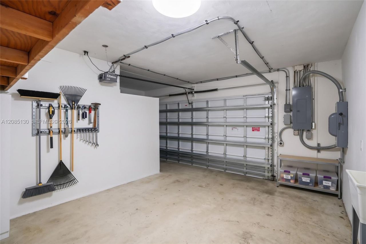 15305 SW 78th Ct, Palmetto Bay, FL 33157 Photo