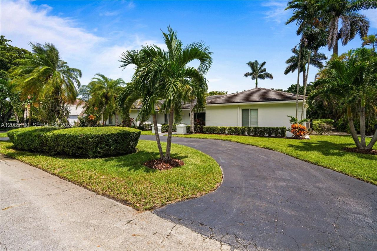 15305 SW 78th Ct, Palmetto Bay, FL 33157 Photo