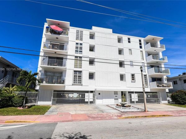 8305 Crespi Blvd, Unit 4D, Miami Beach, FL 33141