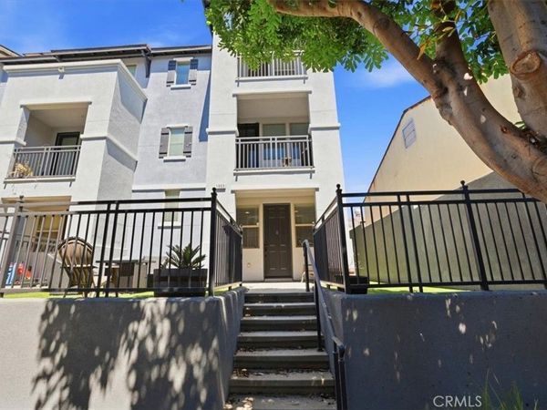 1866 Orizaba, Signal Hill, CA 90755
