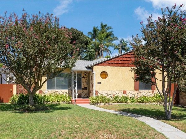 1815 W Riverside Drive, Burbank, CA 91506