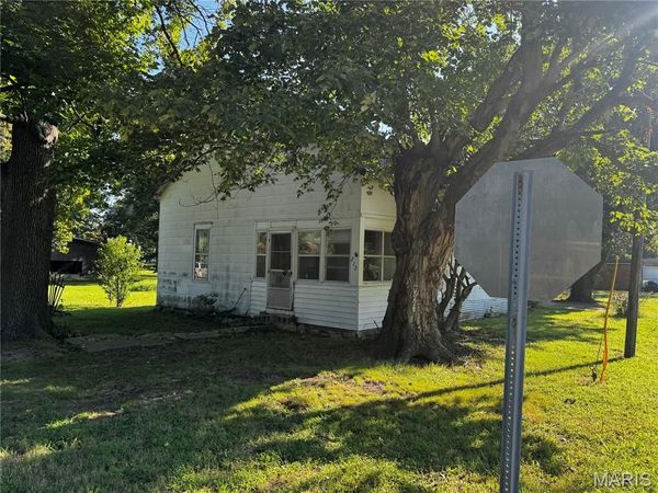 206,210,212 S Carrol , Sikeston, MO 63801