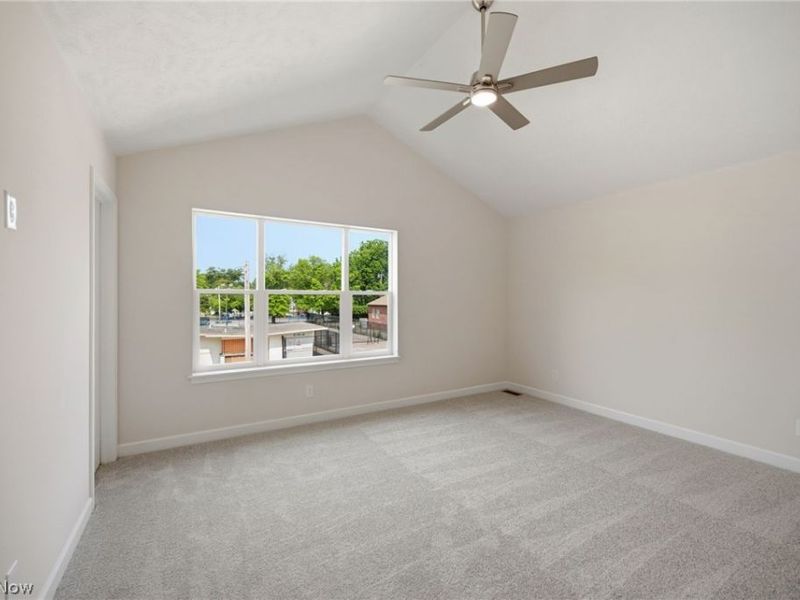 2311 E 100th Street, Cleveland, OH 44106 Photo 12