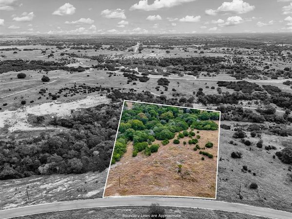 262 Grand Canyon Drive , Oglesby, TX 76561