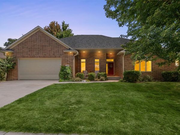 1008 Tamarack Trail , Iowa City, IA 52245