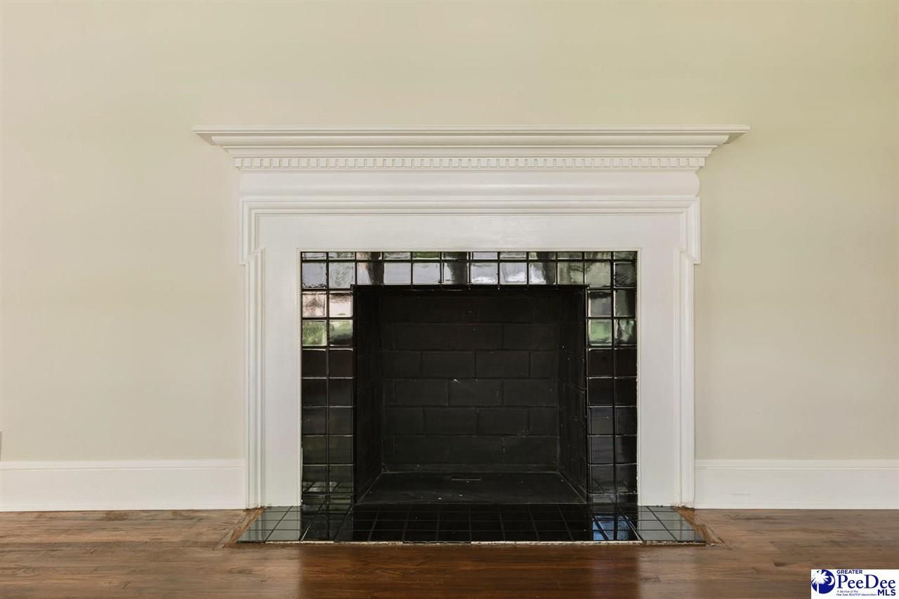200 Magnolia Street Photo 15