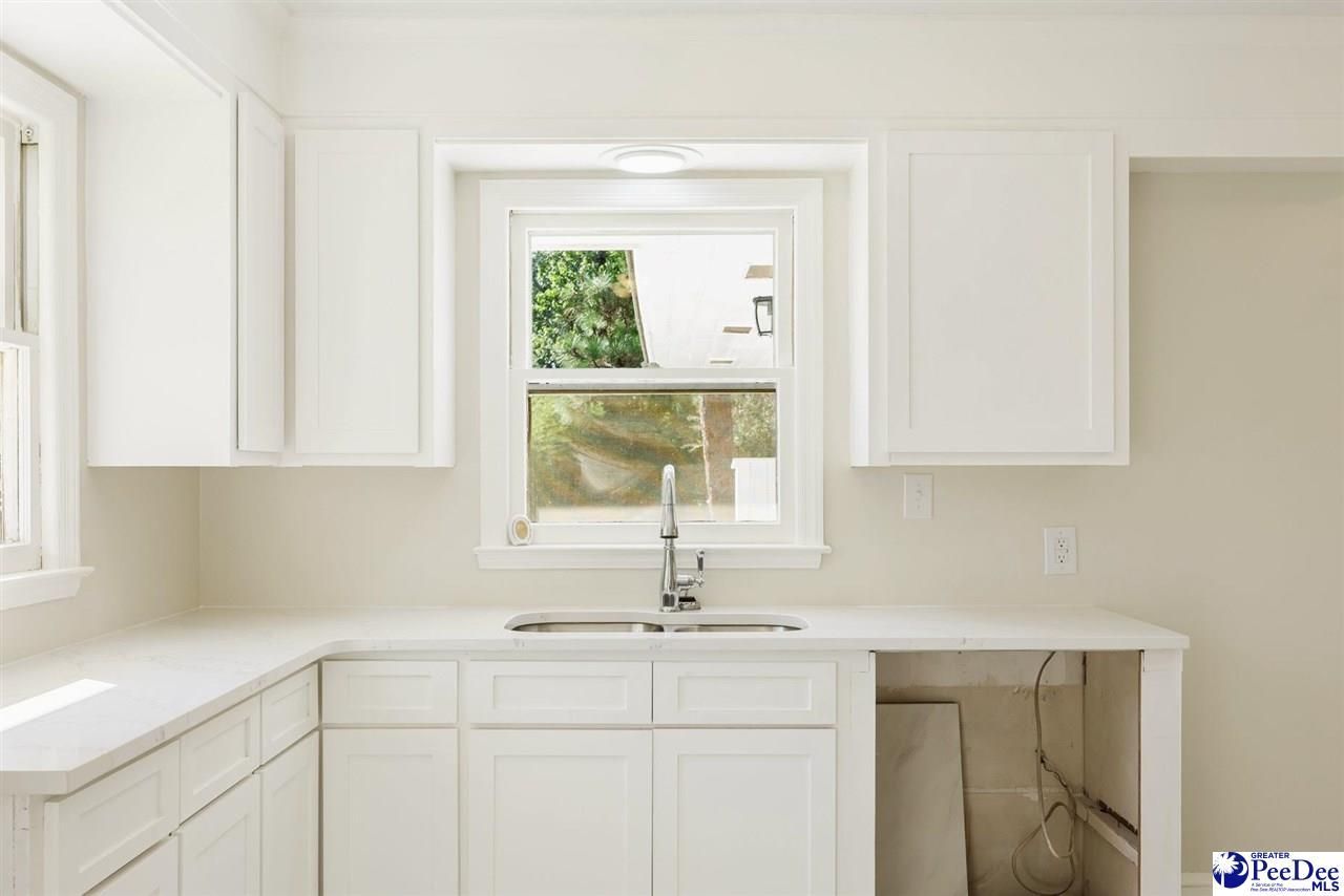 200 Magnolia Street Photo 25