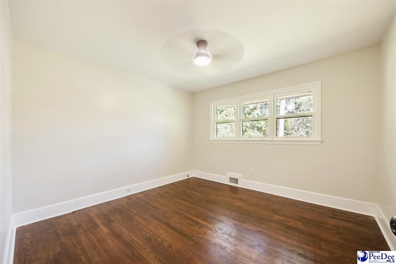 200 Magnolia Street Photo 45