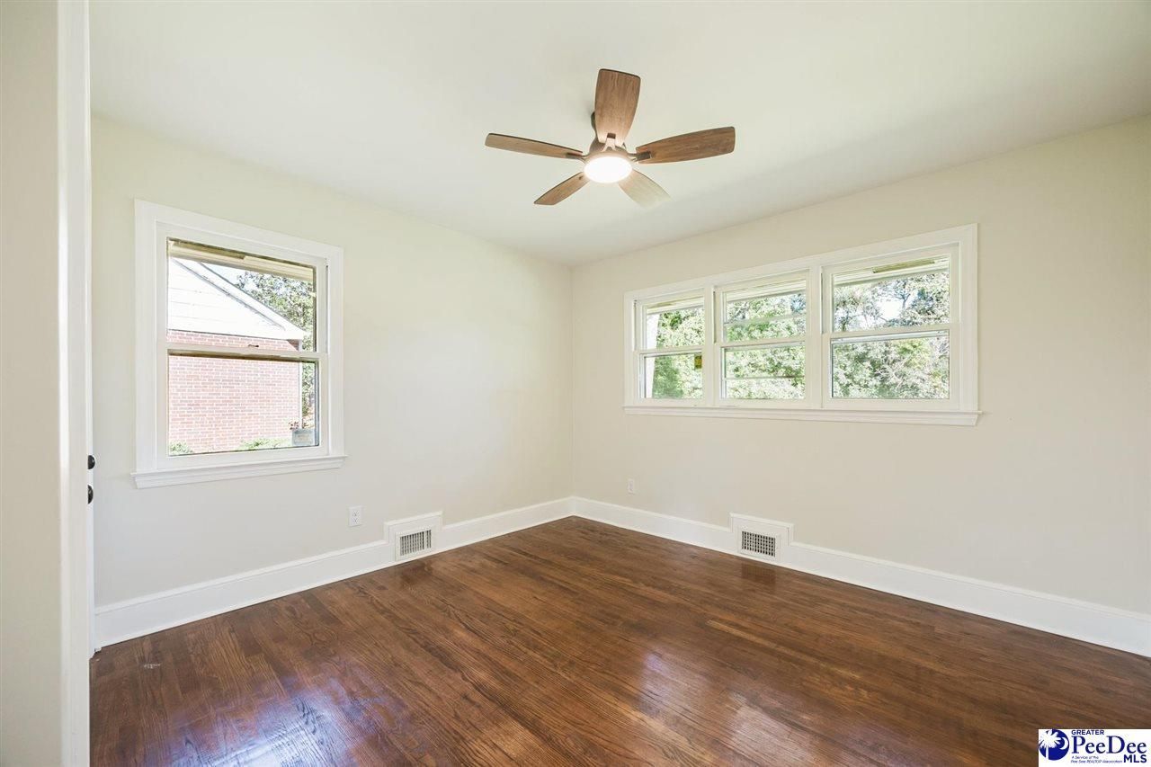 200 Magnolia Street Photo 47