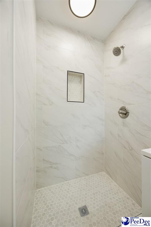 200 Magnolia Street Photo 52