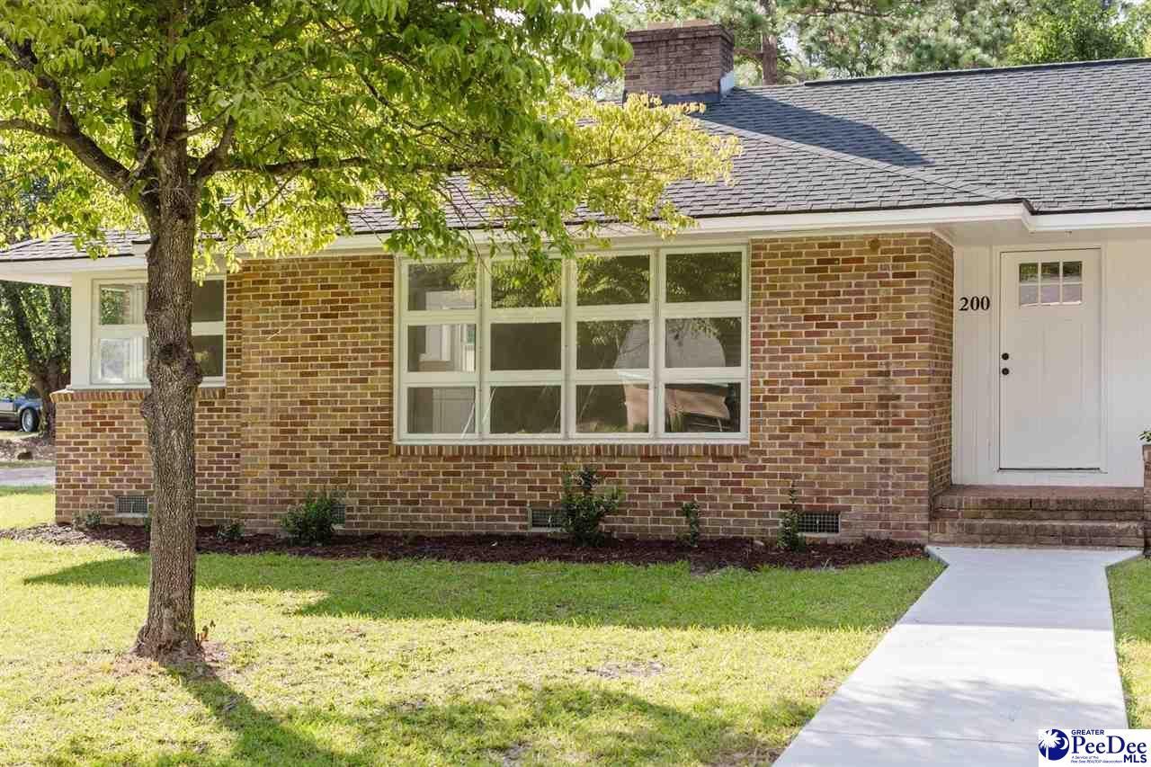 200 Magnolia Street Photo 7