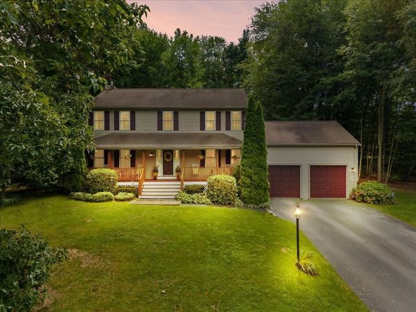 194 Woodlawn Street, Taunton, MA 02718