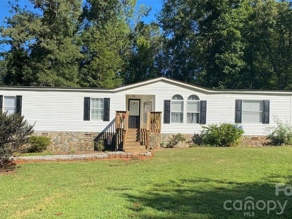 140 High Ridge Circle , Maiden, NC 28650