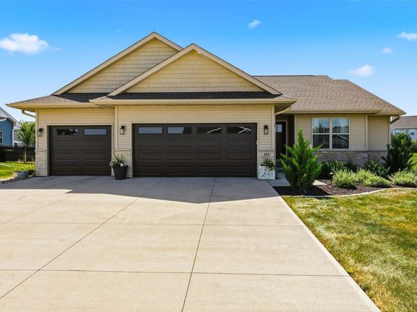 203 Dogwood Lane , Tiffin, IA 52340