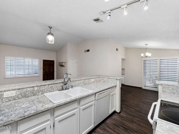 2929 E BROADWAY Road, Unit 100, Mesa, AZ 85204