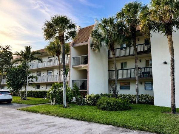 7500 NW 17 St , Unit 107, Plantation, FL 33313